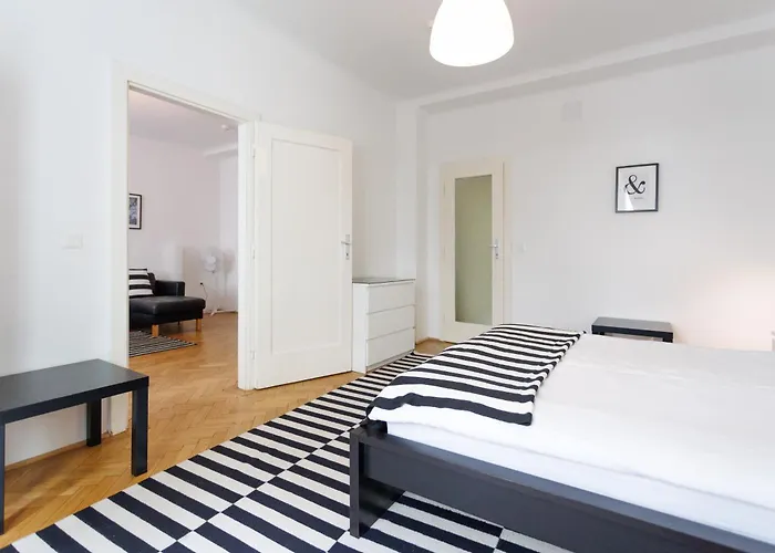 Appartement Operastreet Black&white Wenen